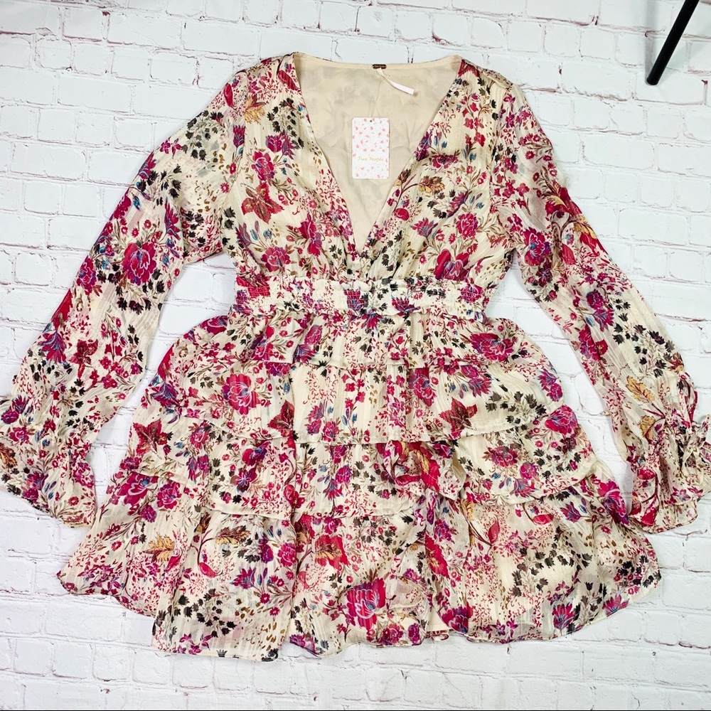 🚫KEEPING IT🚫🌺NWT🤩 |•FREE PEOPLE•| Size Small Flirty, Floral Dress🌺 - Picture 5 of 13
